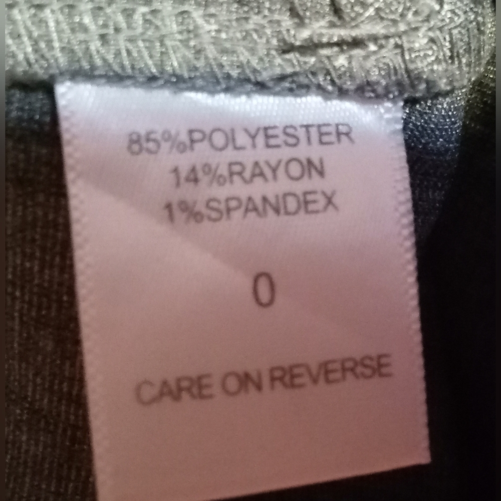Elegant Gray Pencil Skirt - Picture 7 of 7